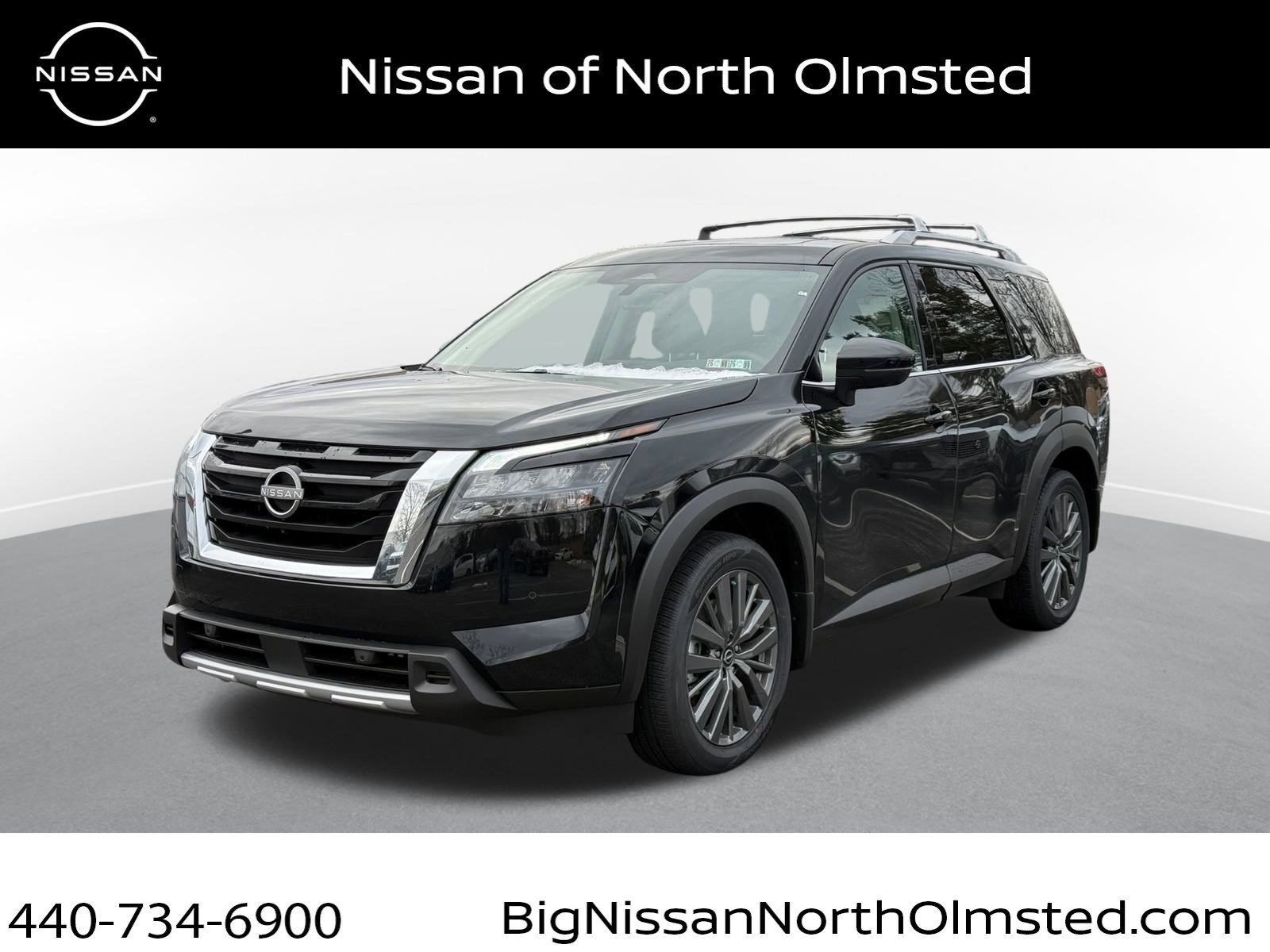 New 2025 Nissan Pathfinder SL w/ SL Premium Package