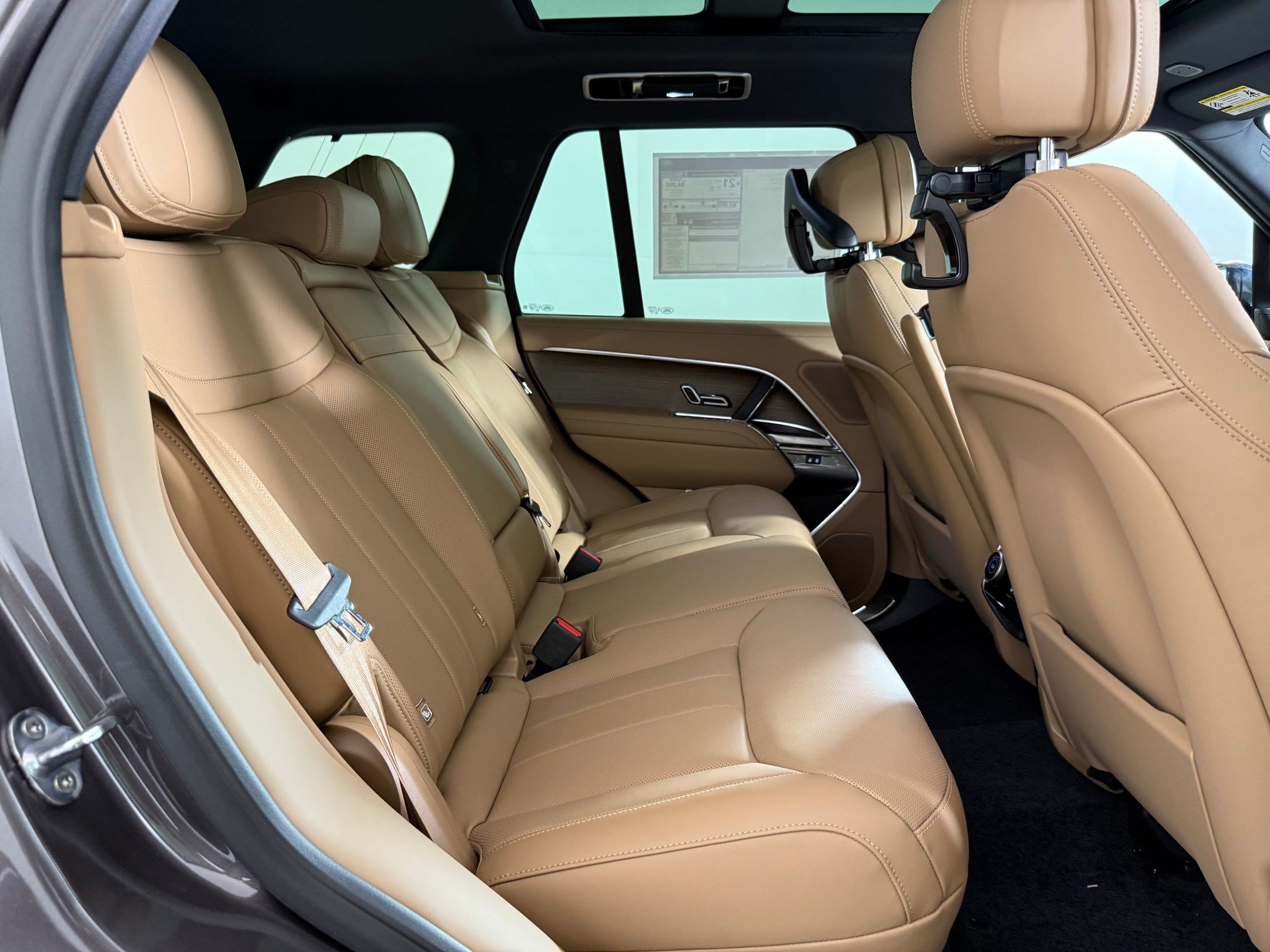 New 2026 Land Rover Range Rover SE AWD/4WD image 28