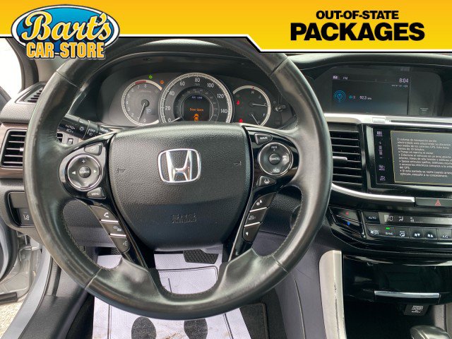 Used 2017 Honda Accord Touring image 28