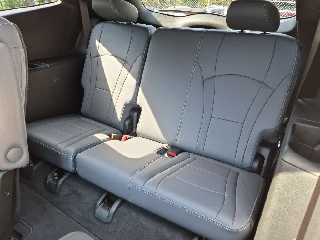 Used 2024 Buick Enclave Essence w/ Experience Buick Package AWD/4WD image 29