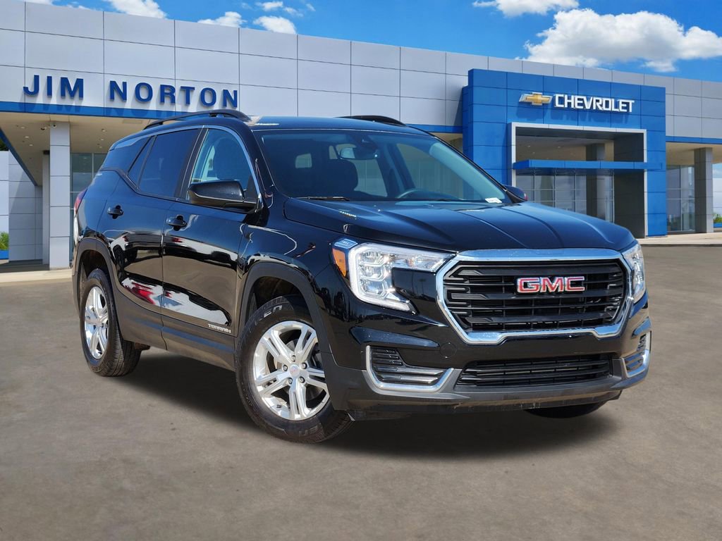 Used 2022 GMC Terrain SLE w/ Driver Convenience Package image 1