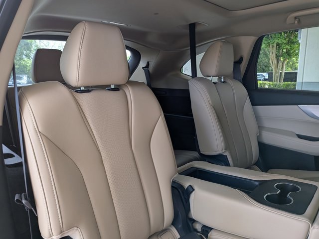 Used 2023 Acura MDX FWD w/ Technology Package image 18