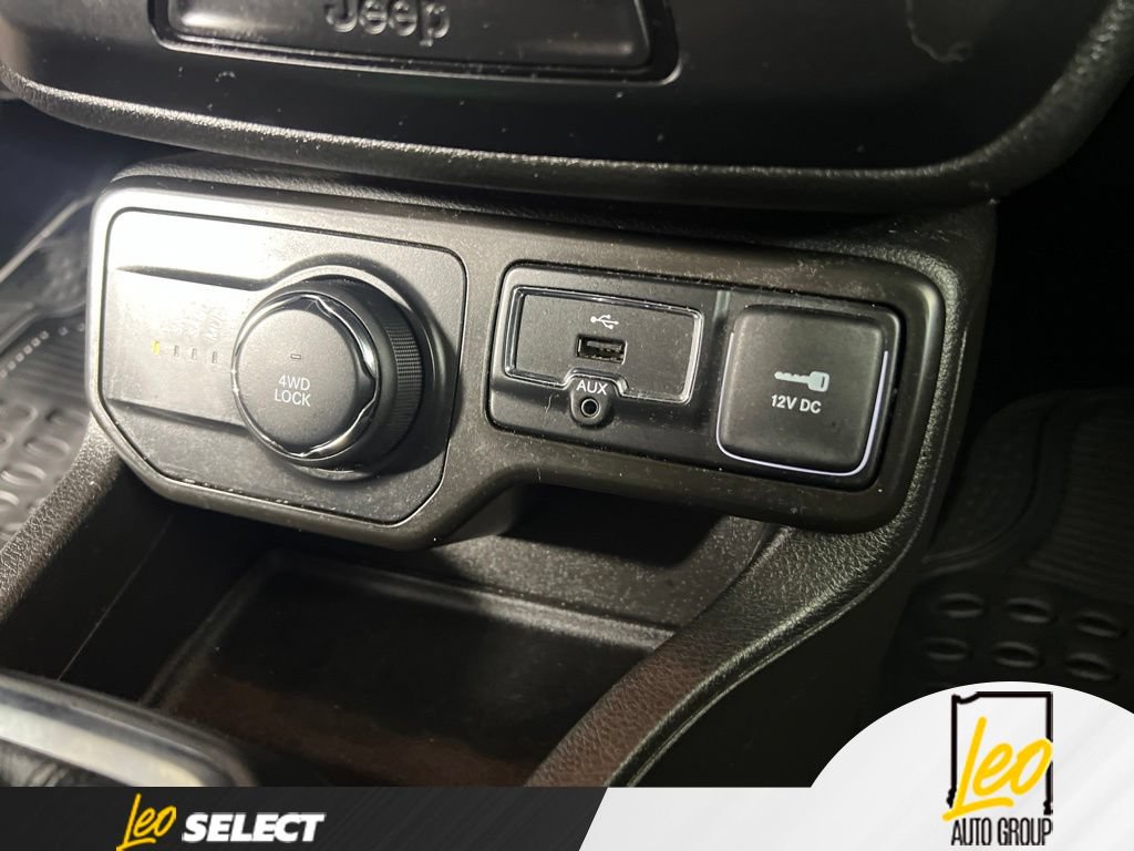 Used 2020 Jeep Renegade Sport w/ UConnect 7.0 Group AWD/4WD image 27