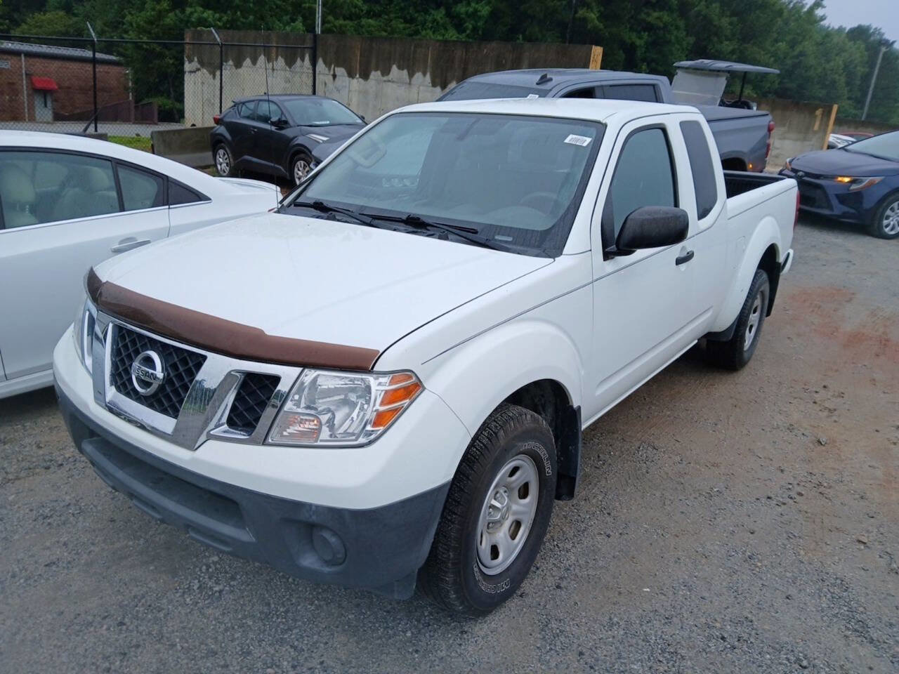 Used 2018 Nissan Frontier S image 9