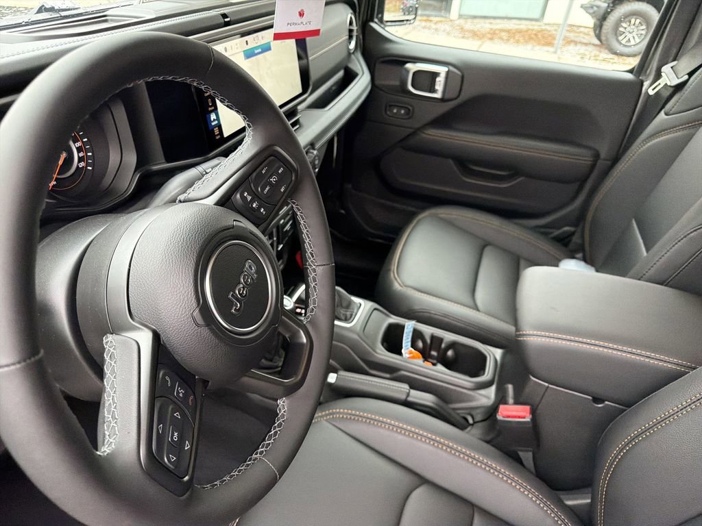 New 2026 Jeep Gladiator Sahara image 11