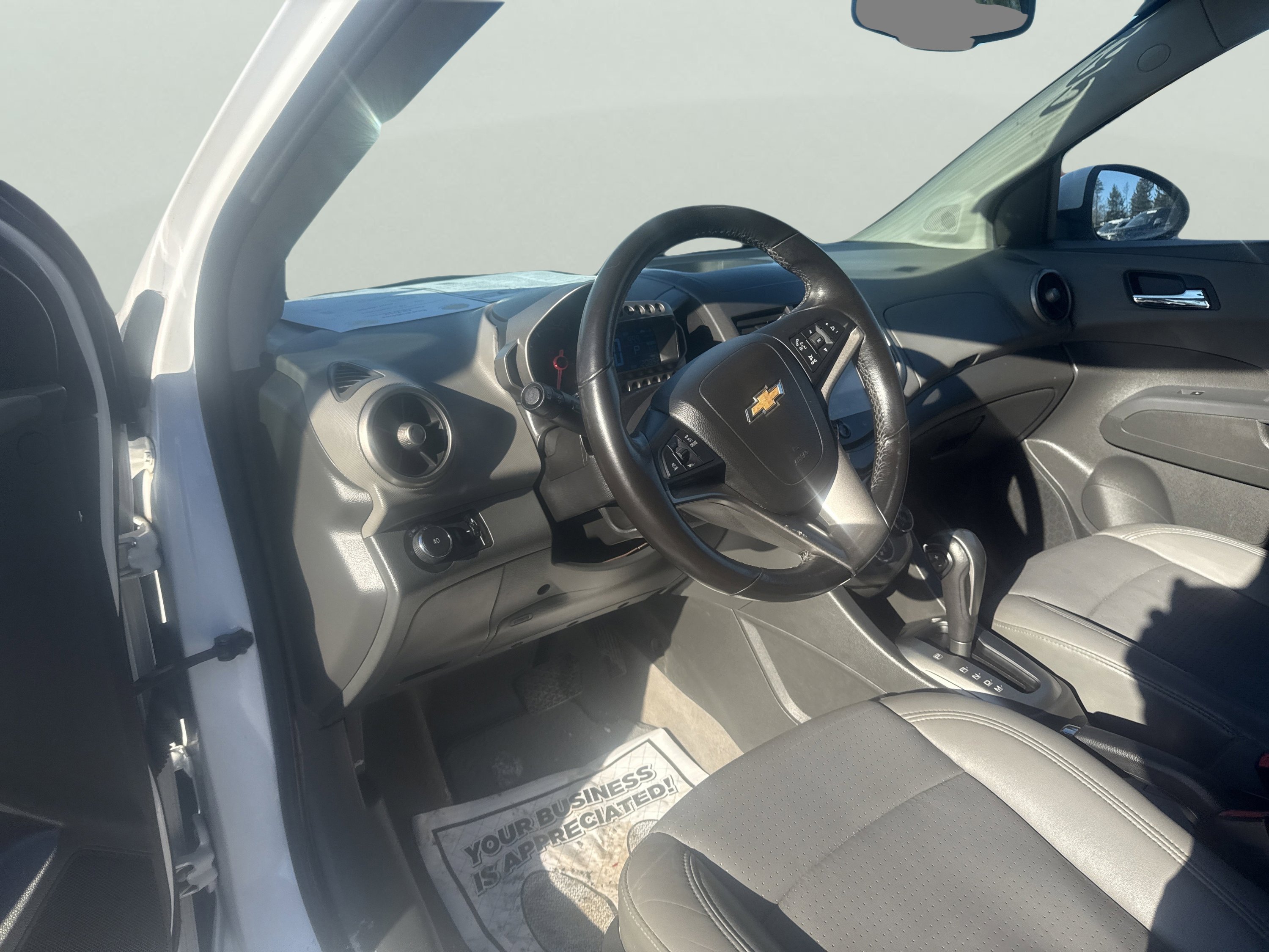 Used 2015 Chevrolet Sonic LTZ image 16