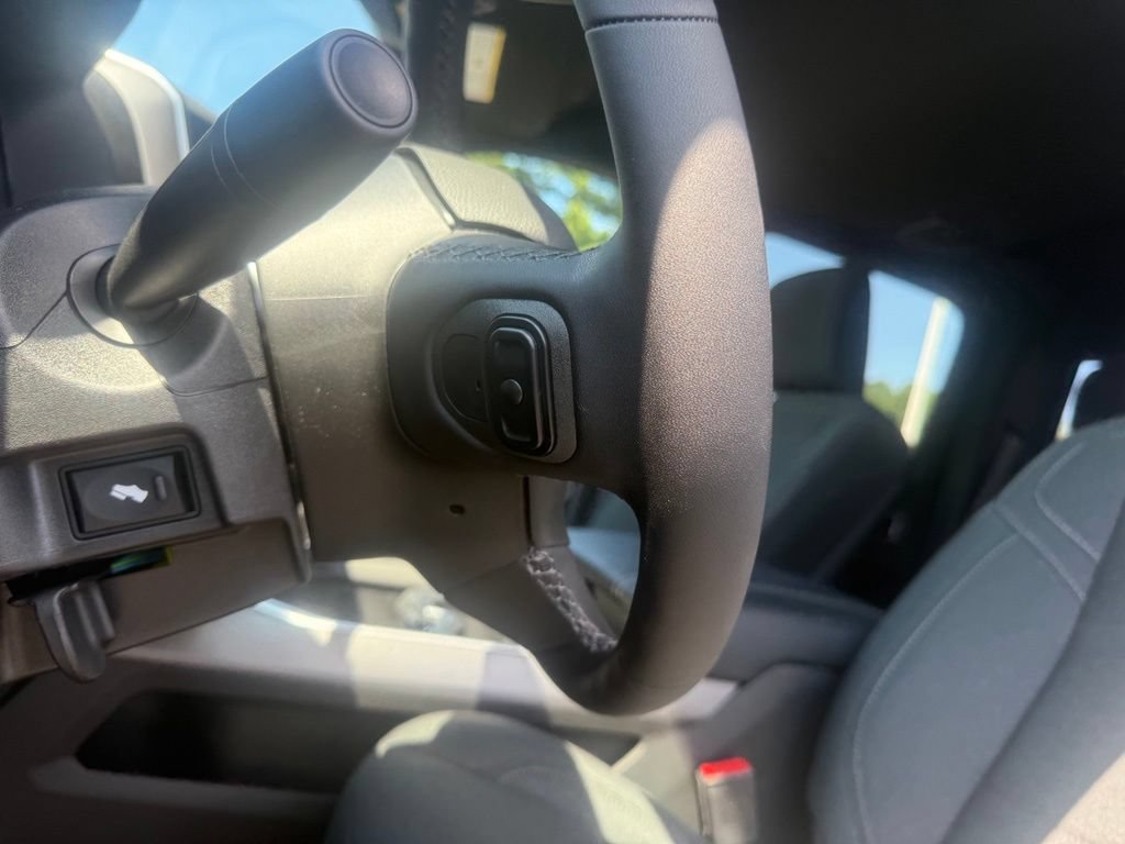 New 2026 RAM 2500 Big Horn AWD/4WD image 15