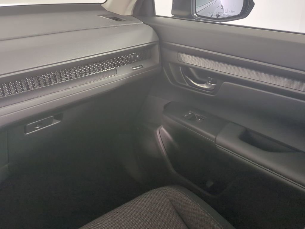 Used 2023 Honda CR-V LX image 19
