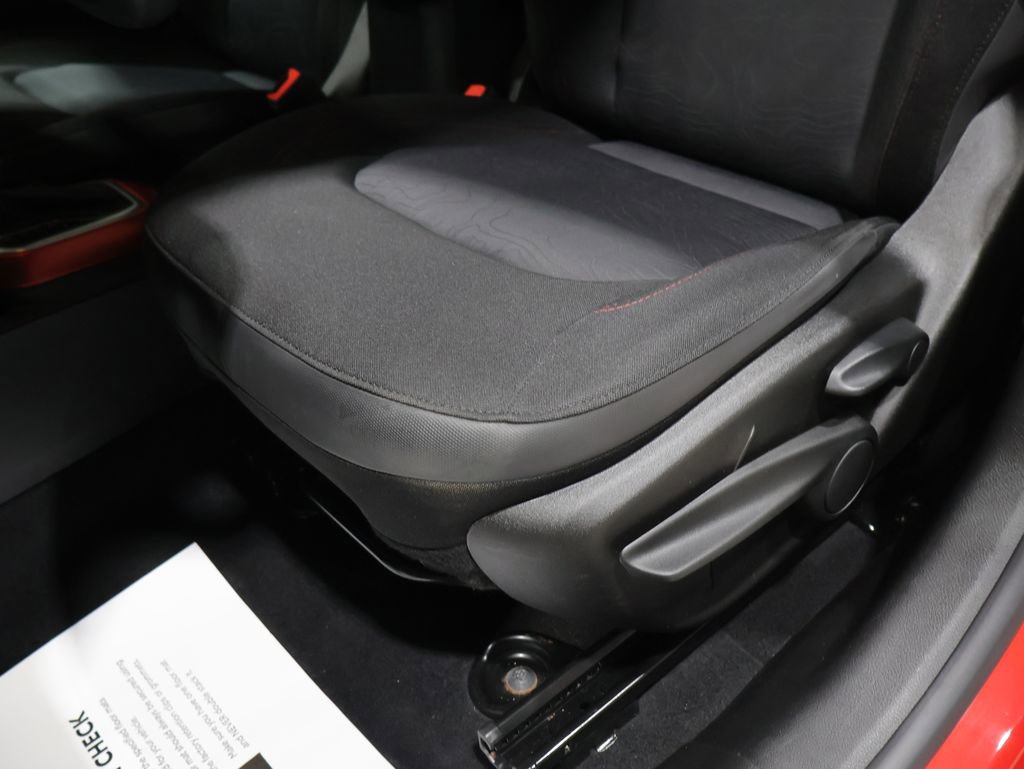 Used 2019 Jeep Renegade Trailhawk w/ LED Lighting Group image 12