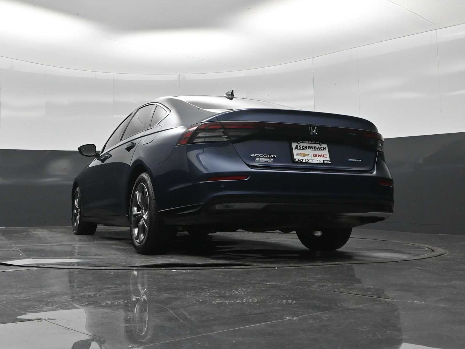 Used 2023 Honda Accord EX-L image 23
