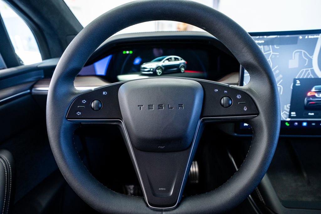 Used 2024 Tesla Model X image 38