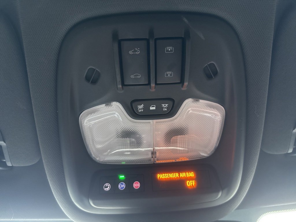 Used 2023 Chevrolet TrailBlazer RS w/ Sun and Liftgate Package image 41