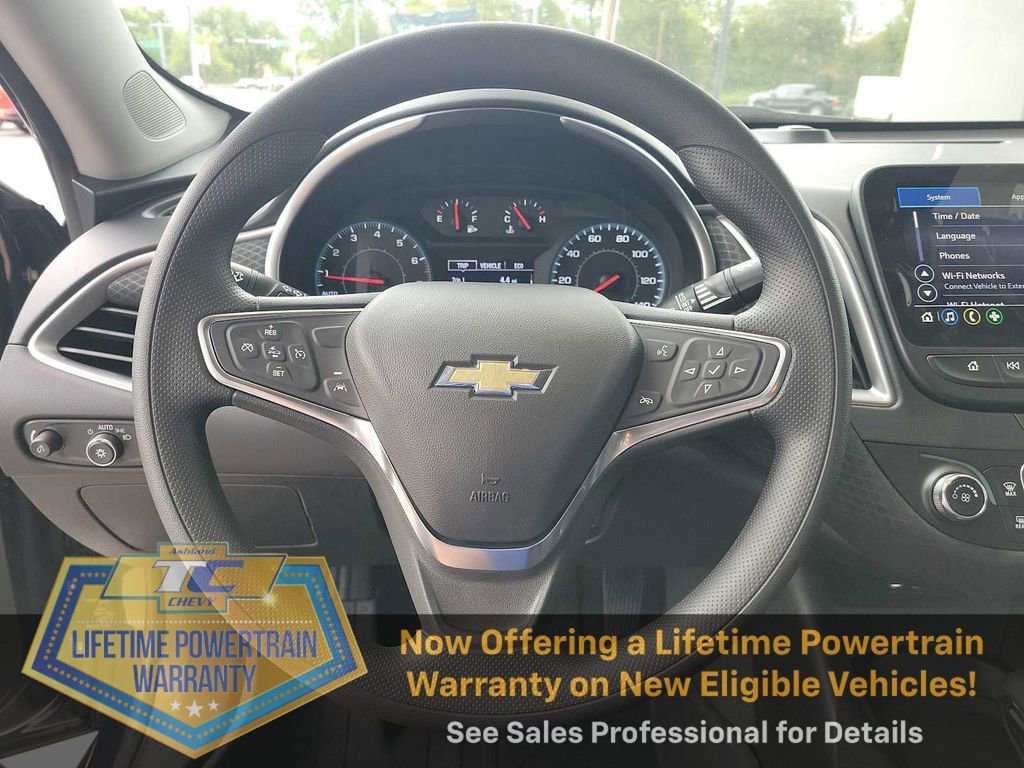 New 2025 Chevrolet Malibu LS image 33