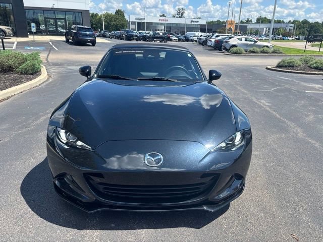 Certified 2024 MAZDA MX-5 Miata Club RWD image 4
