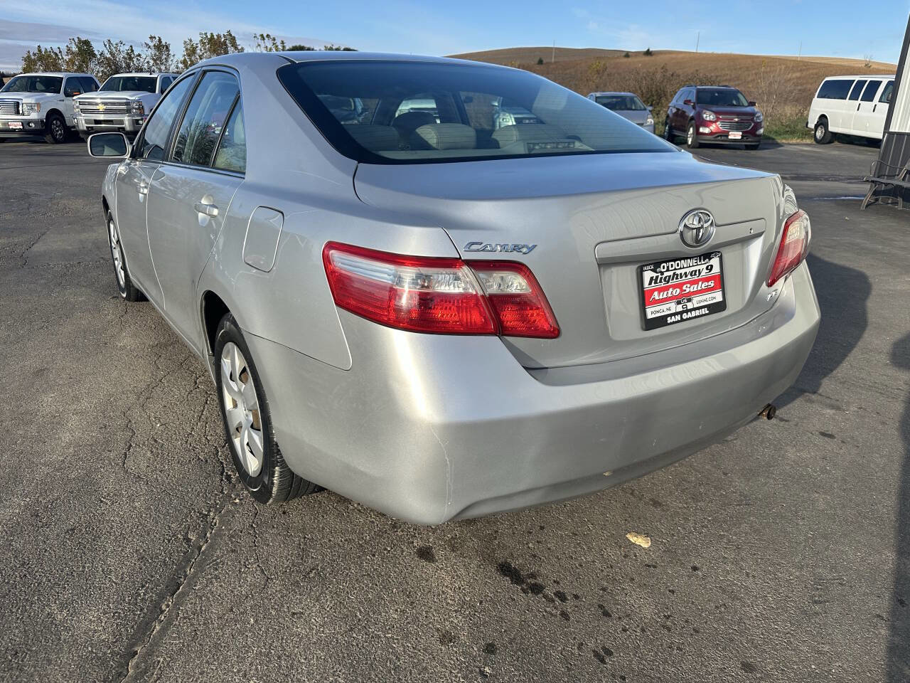 Used 2009 Toyota Camry LE image 3