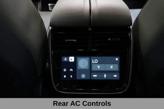 Used 2023 Rivian R1S Adventure AWD/4WD image 38