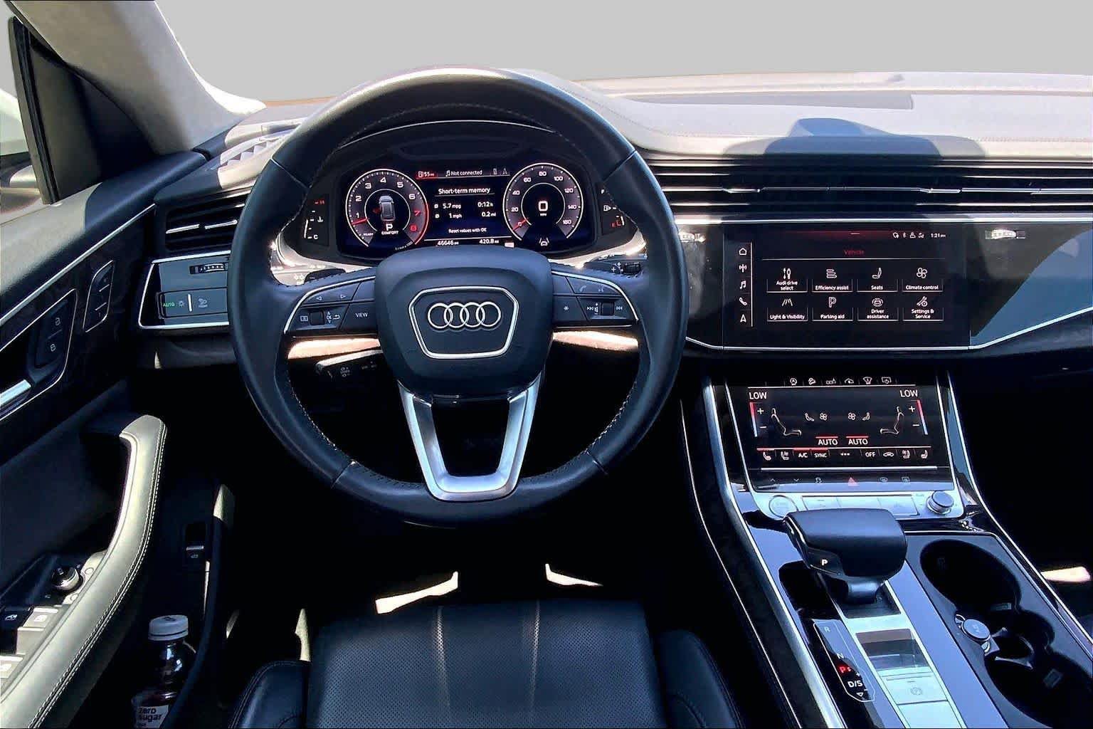 Used 2019 Audi Q8 Prestige AWD/4WD image 5