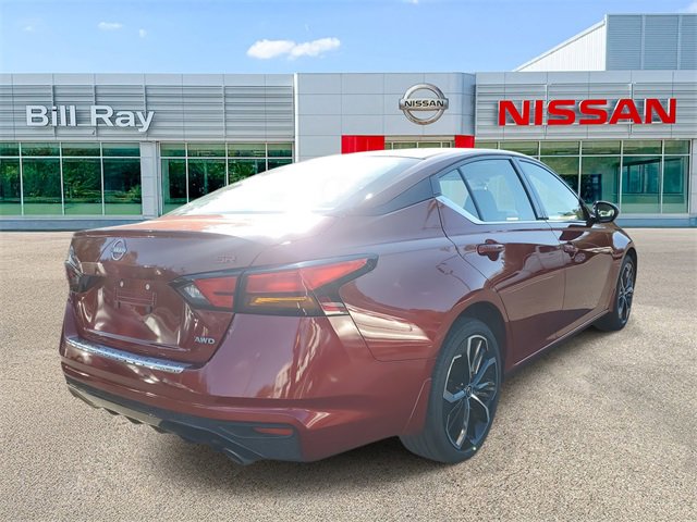 Certified 2023 Nissan Altima 2.5 SR w/ SR Premium Package image 4