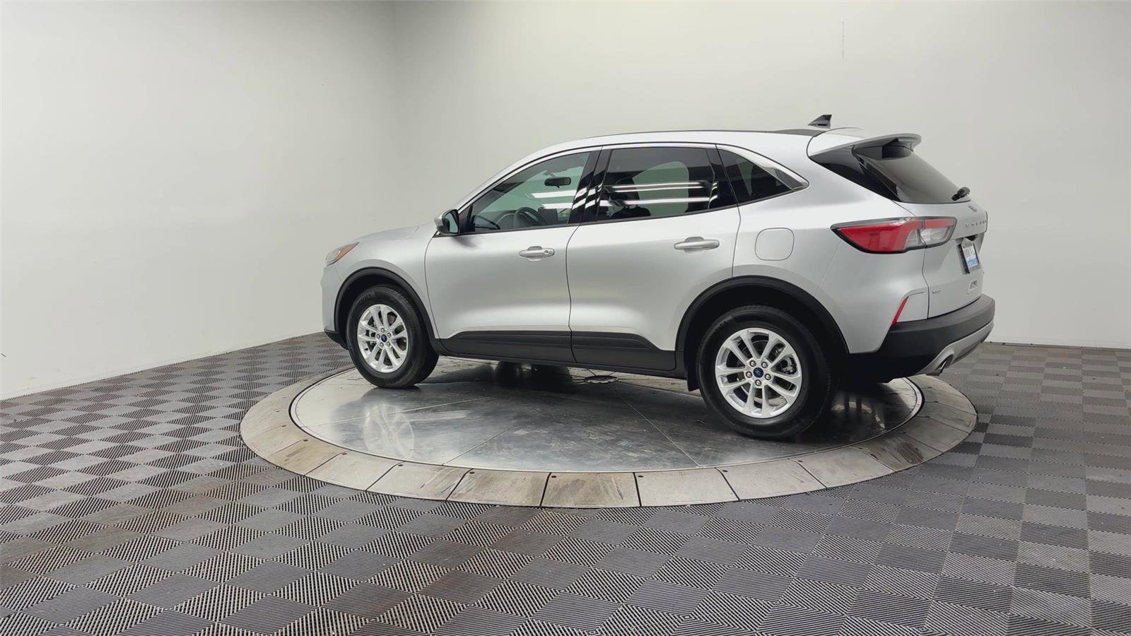 Used 2020 Ford Escape SE AWD/4WD image 11
