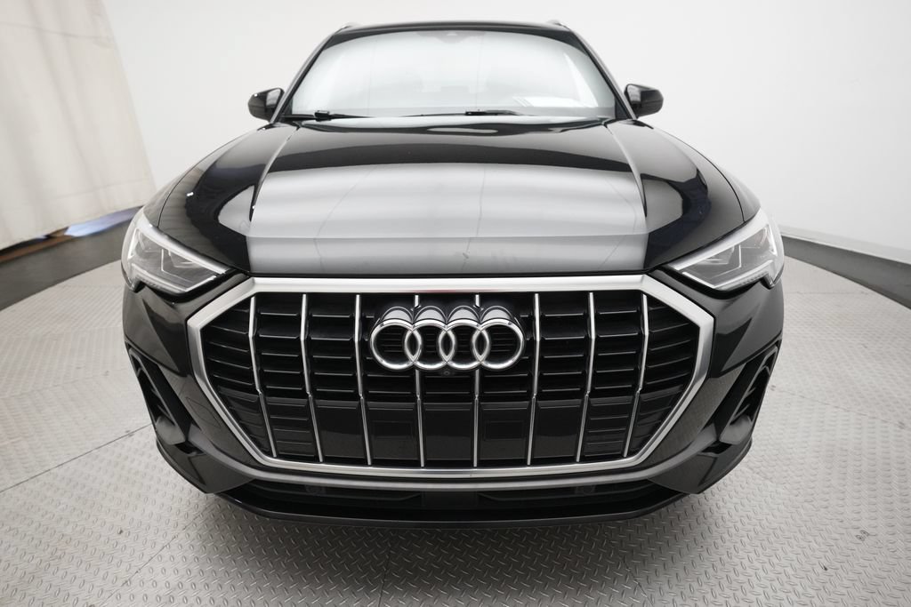 Used 2019 Audi Q3 2.0T Prestige w/ Prestige Package AWD/4WD image 23