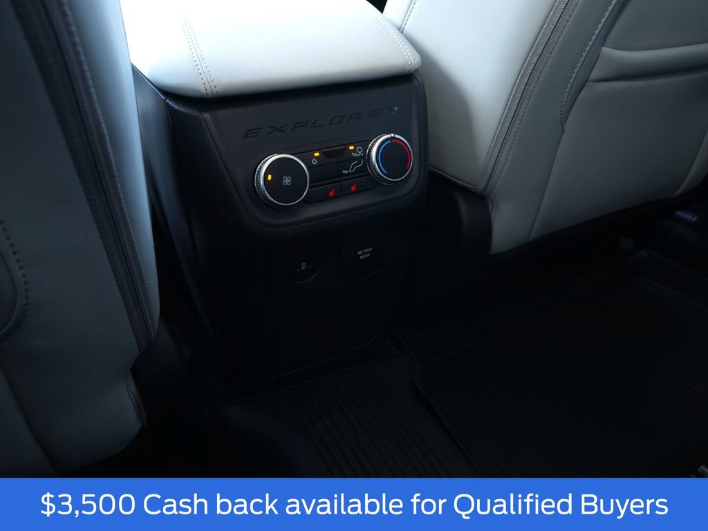 New 2026 Ford Explorer Platinum w/ LUX Leather Package image 29