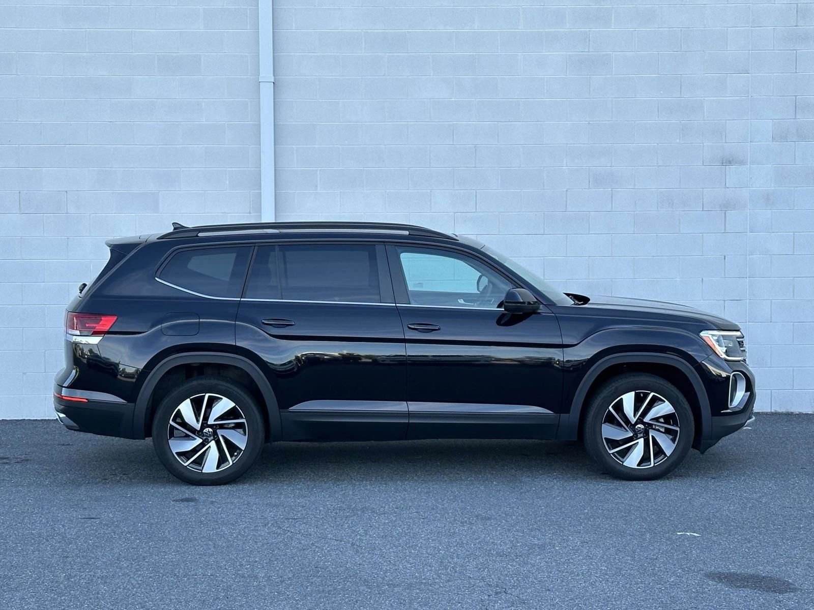 Used 2024 Volkswagen Atlas SE image 7