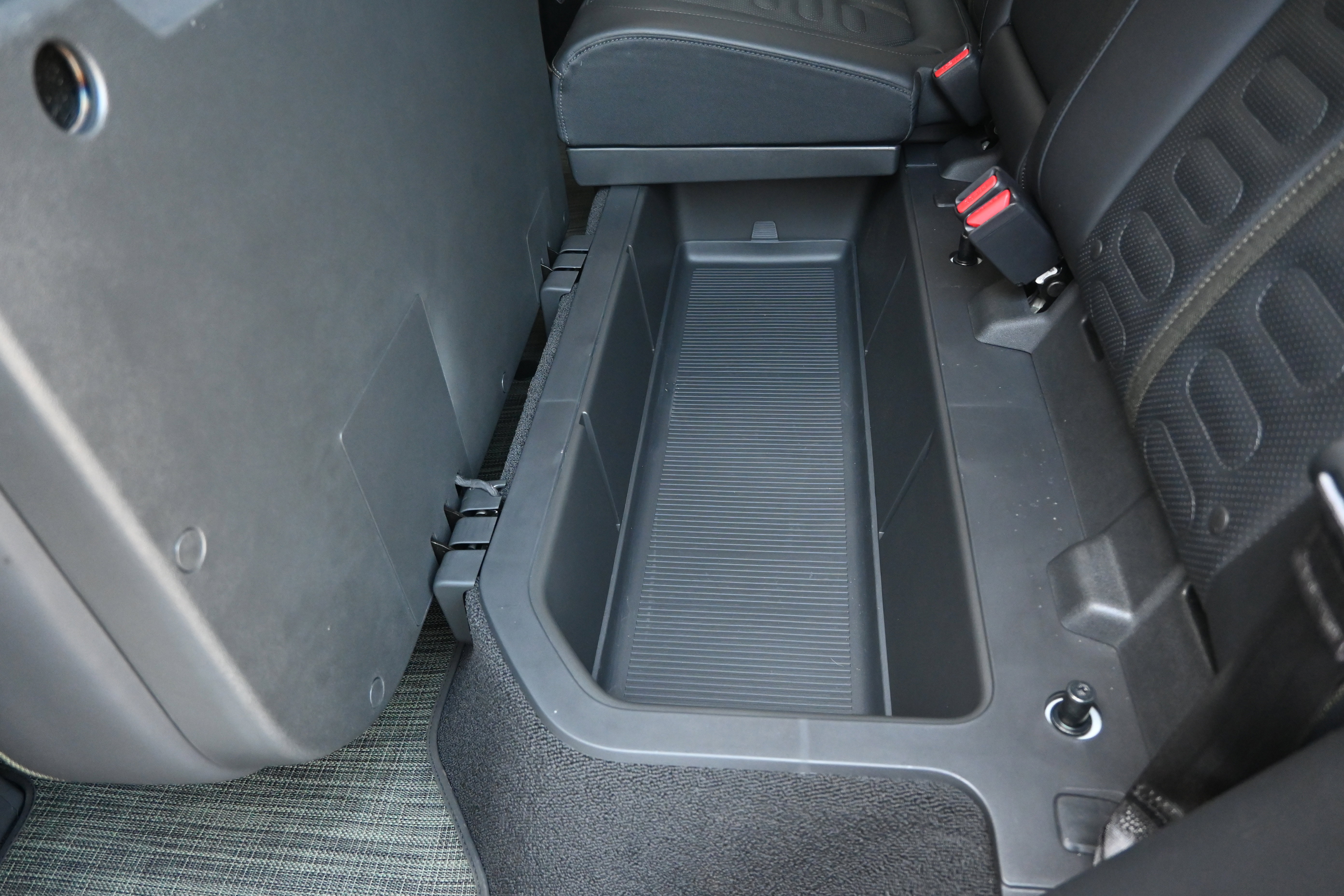 Used 2023 Rivian R1T Adventure image 46