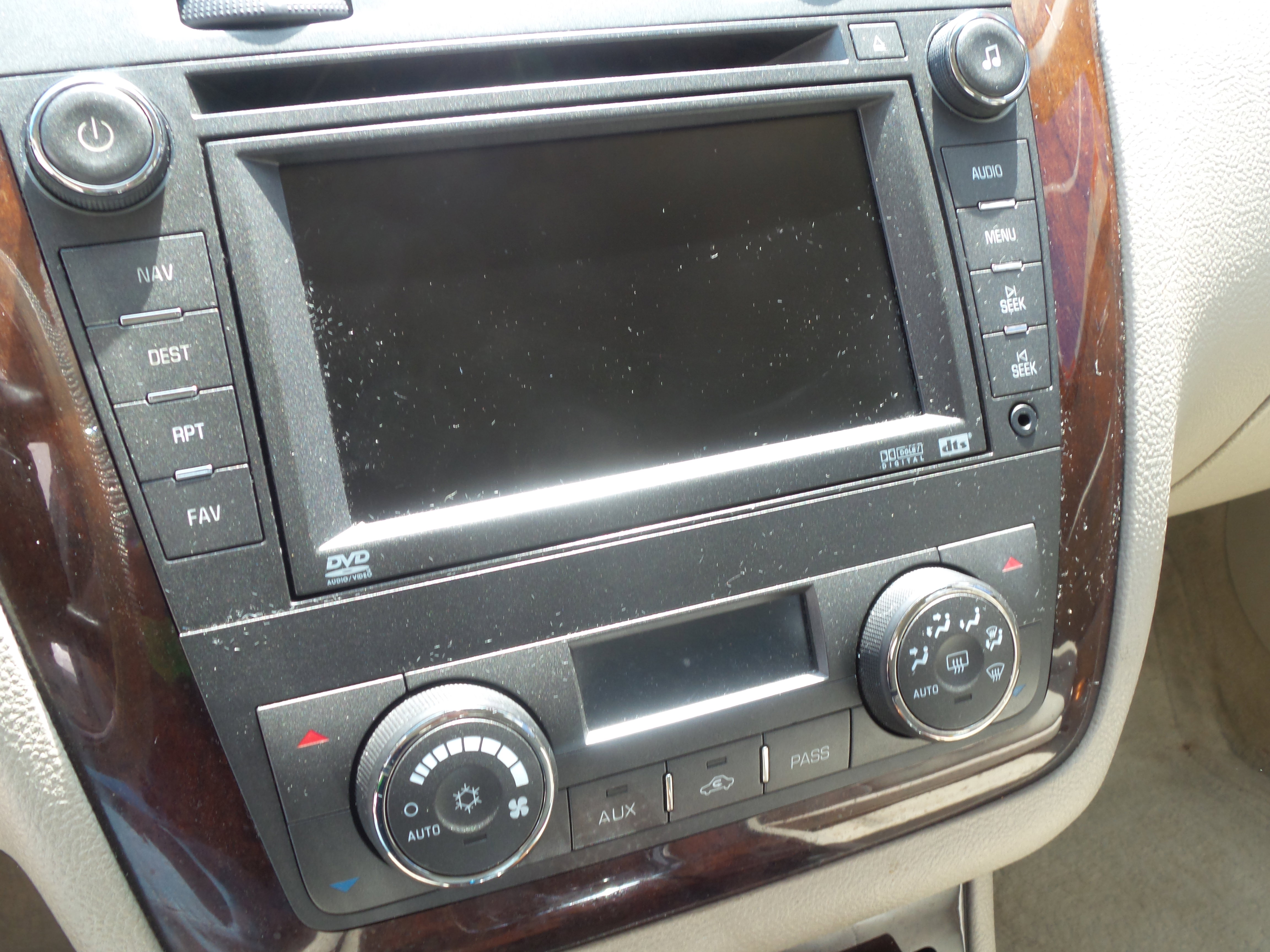 Used 2008 Cadillac DTS FWD image 11
