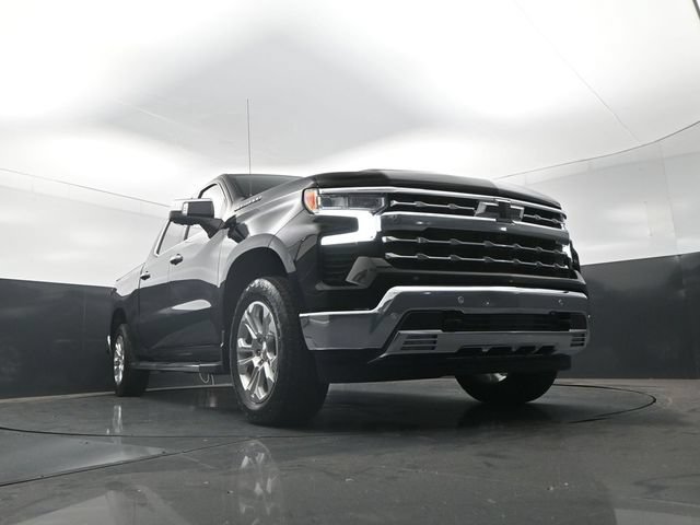 Used 2023 Chevrolet Silverado 1500 LTZ w/ LTZ Premium Package AWD/4WD image 27