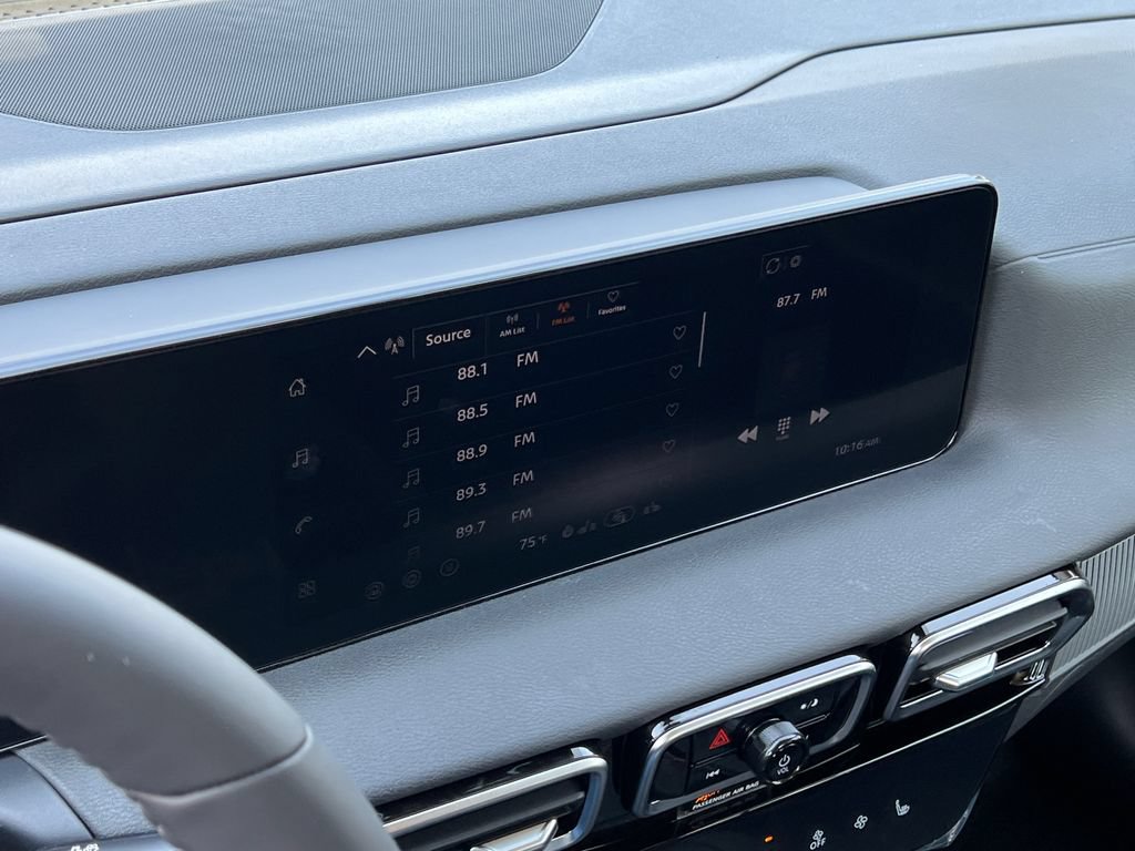 New 2026 Nissan Sentra SV w/ SV Convenience Package FWD image 11