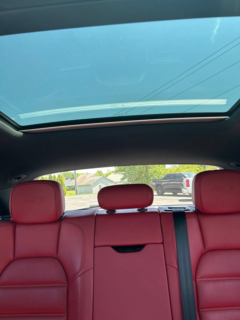 Used 2017 Porsche Macan GTS AWD/4WD image 42