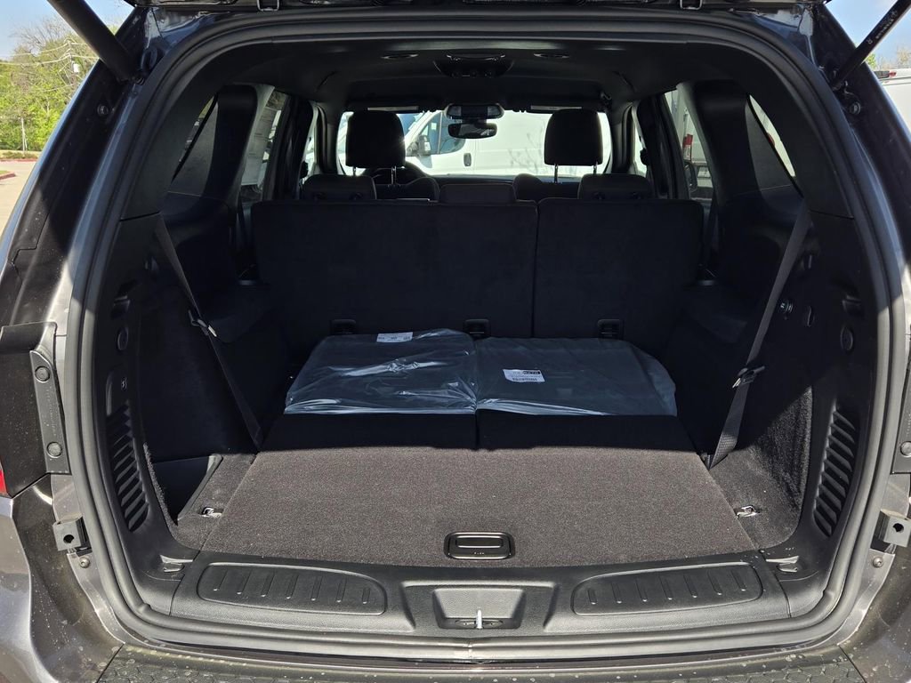 New 2026 Dodge Durango GT image 9