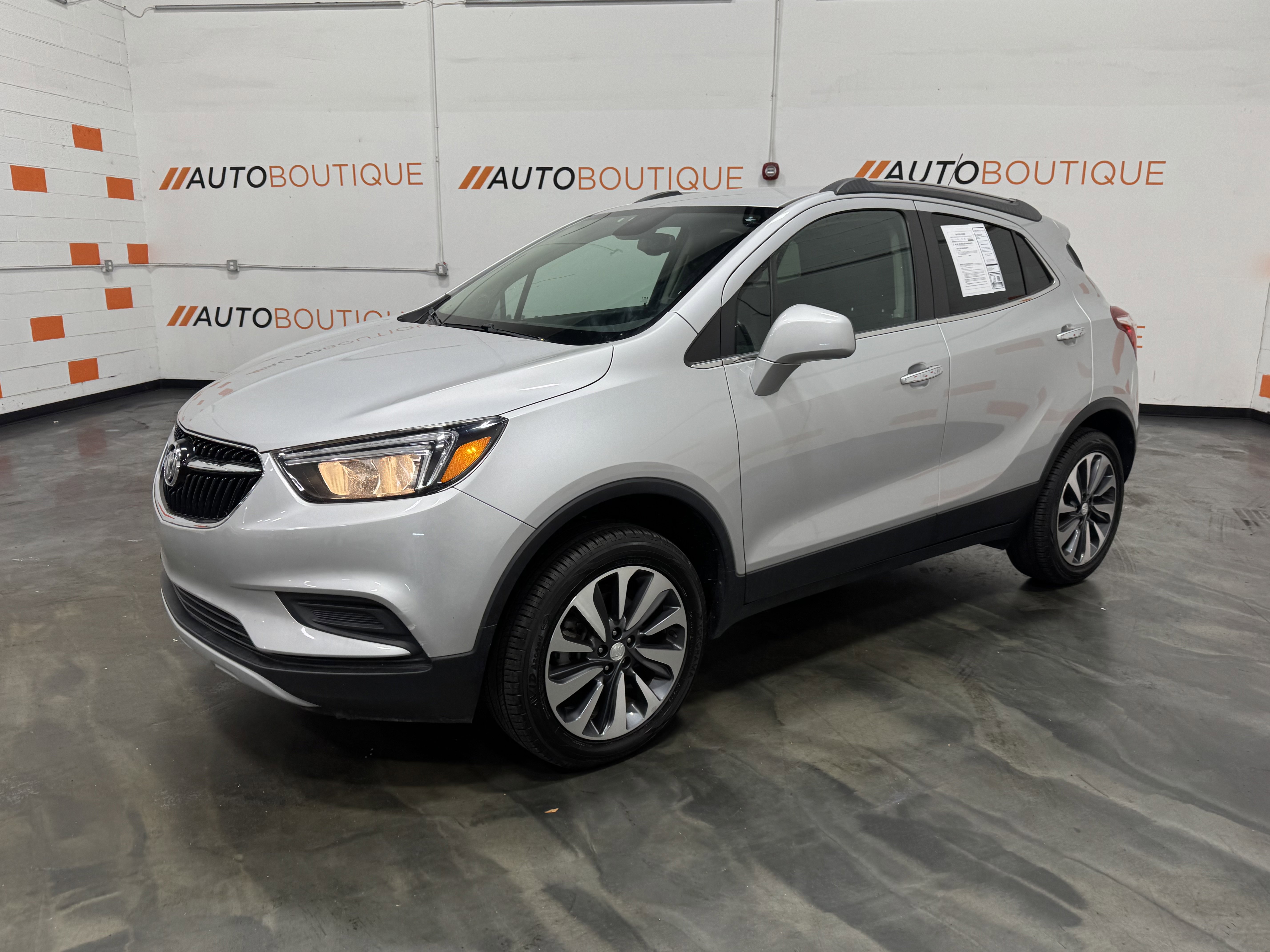 Used 2021 Buick Encore Preferred w/ Safety Package image 30