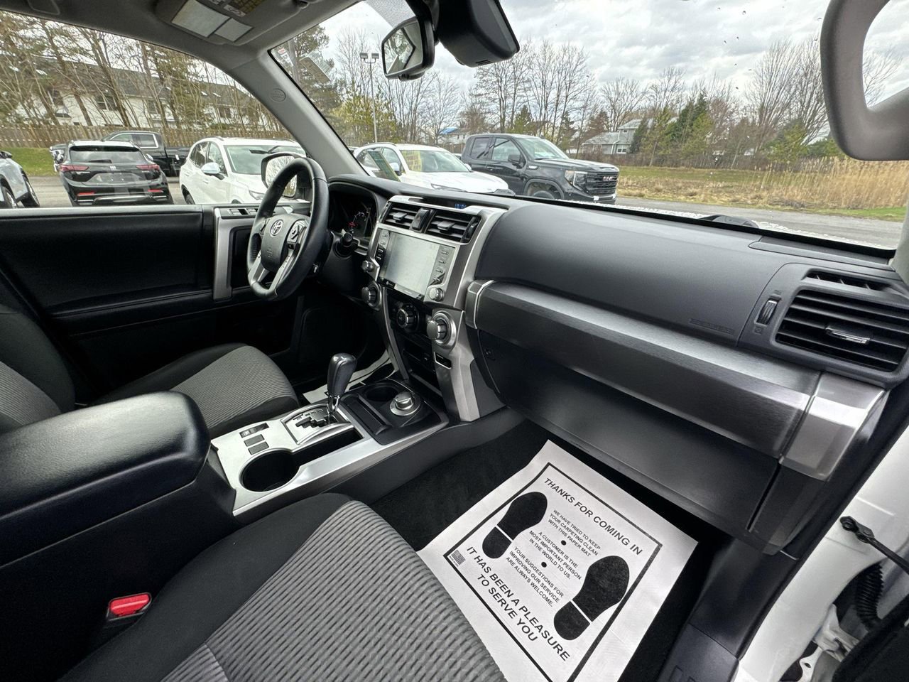 Used 2021 Toyota 4Runner SR5 AWD/4WD image 28