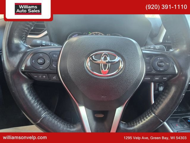 Used 2019 Toyota RAV4 XSE w/ XSE Weather Package AWD/4WD image 18