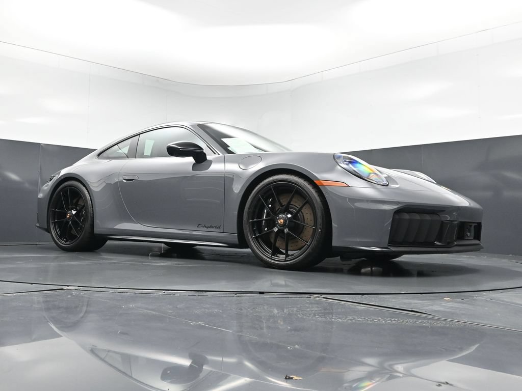 Certified 2026 Porsche 911 Carrera 4 GTS AWD/4WD image 26