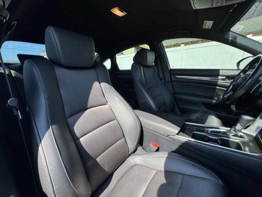 Used 2019 Honda Accord Sport image 38