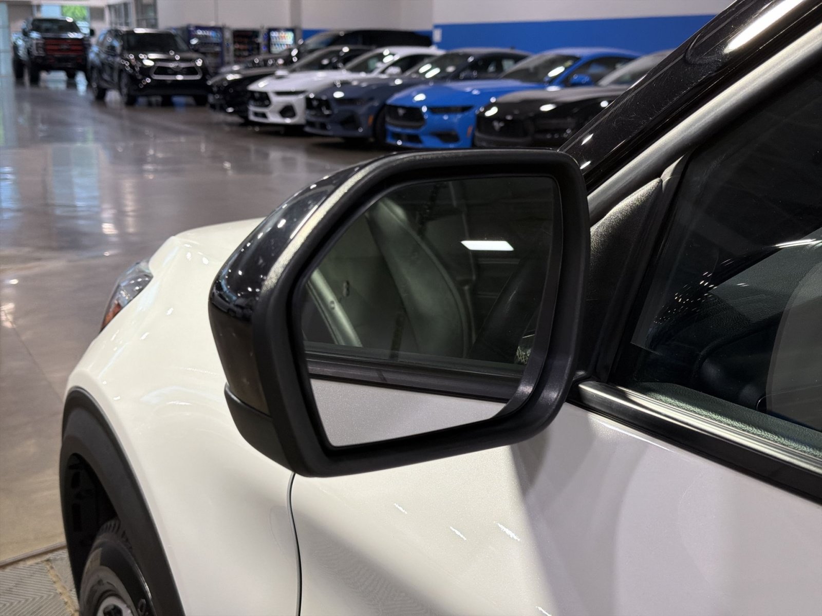 Used 2022 Ford Explorer ST AWD/4WD image 15