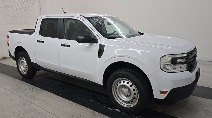 Used 2023 Ford Maverick XL FWD image 4