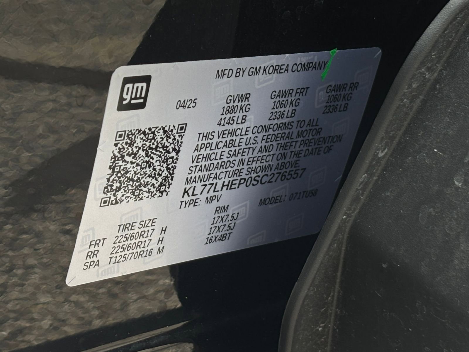 Used 2025 Chevrolet Trax LT w/ LT Convenience Package FWD image 29