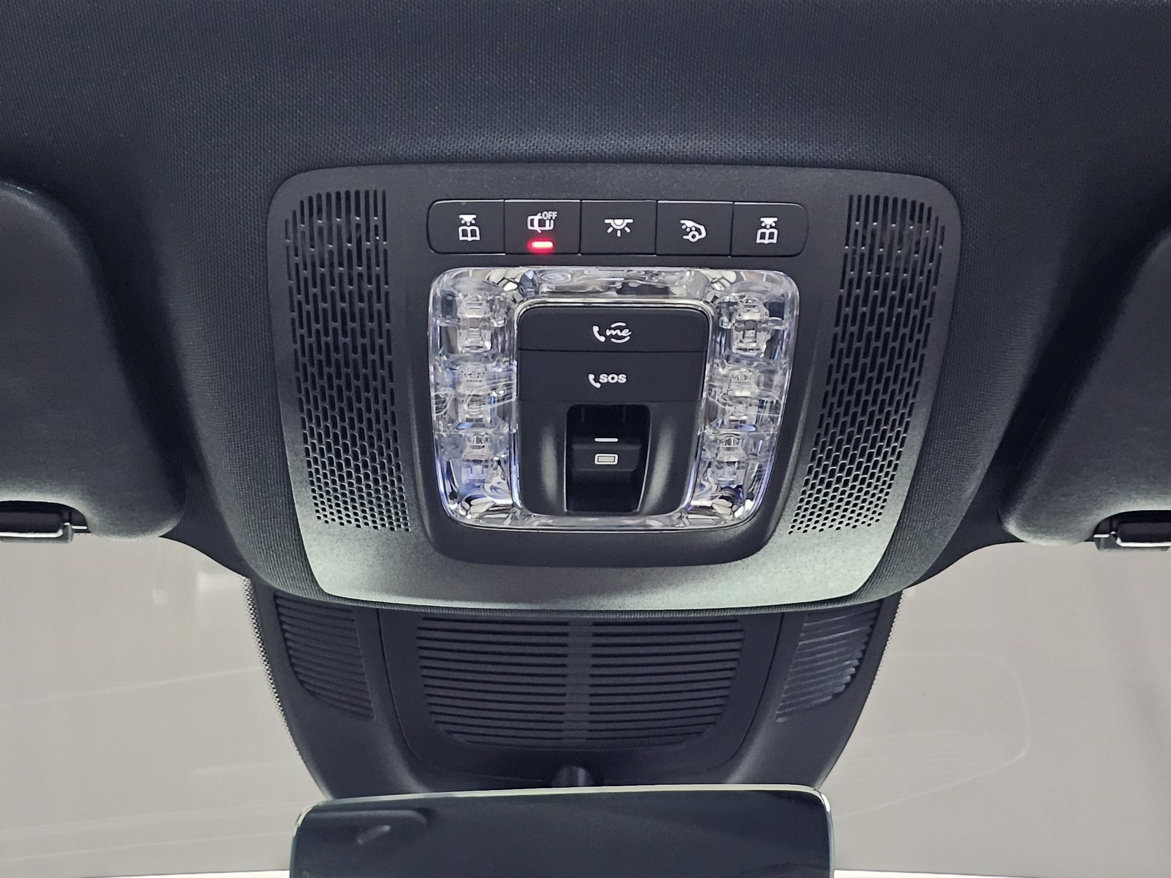 Used 2025 Mercedes-Benz GLE 450e 4MATIC image 31