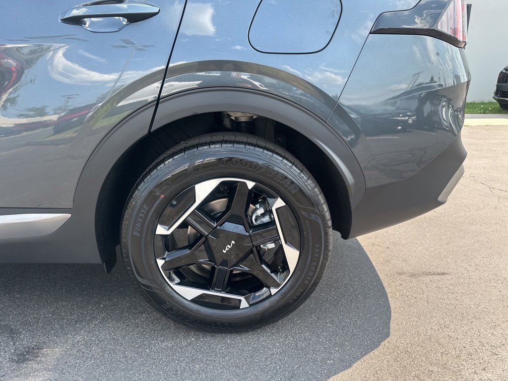 New 2026 Kia Sportage S image 14