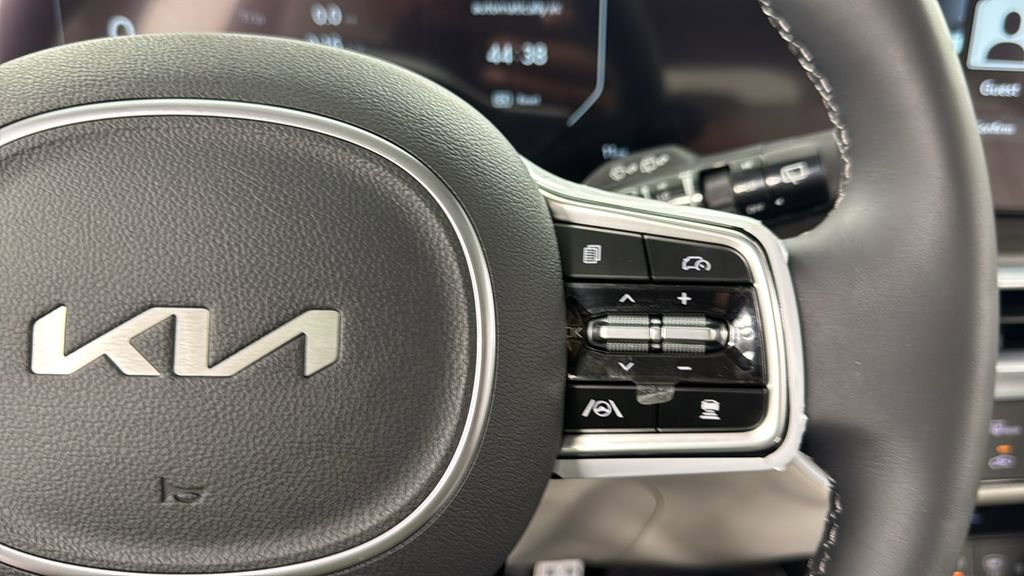 New 2025 Kia Sorento SX image 24