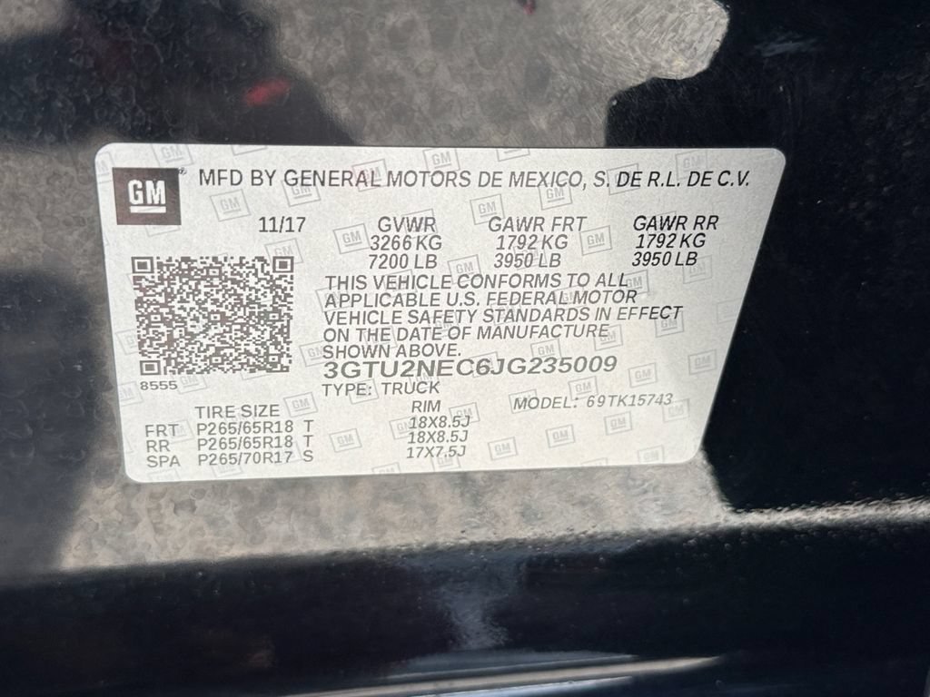 Used 2018 GMC Sierra 1500 SLT w/ All Terrain Package AWD/4WD image 27