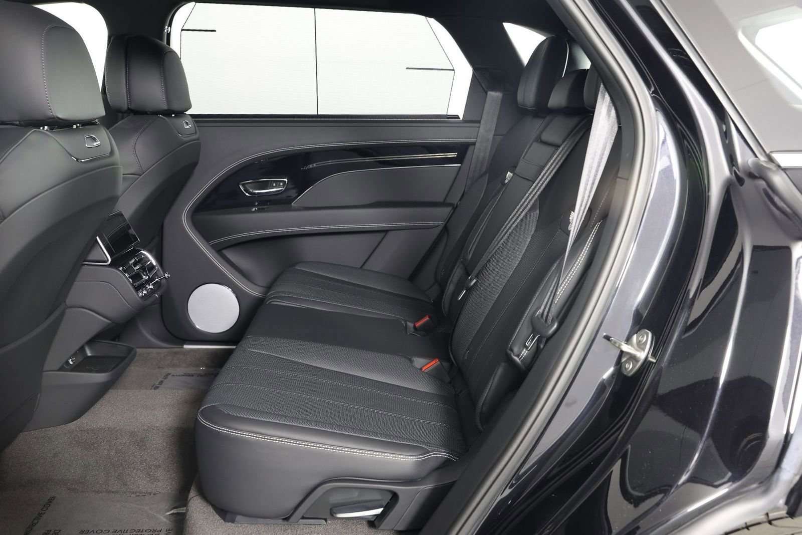 New 2025 Bentley Bentayga Extended Wheelbase AWD/4WD image 26