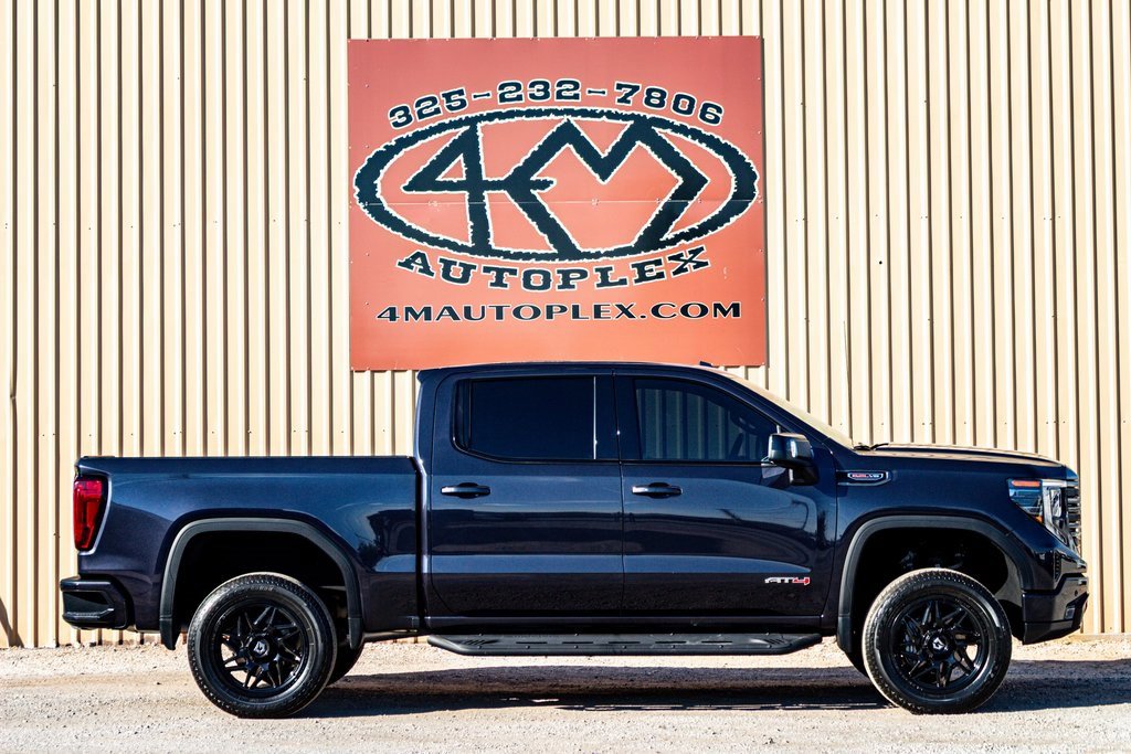 Used 2024 GMC Sierra 1500 AT4 w/ Technology Package image 2
