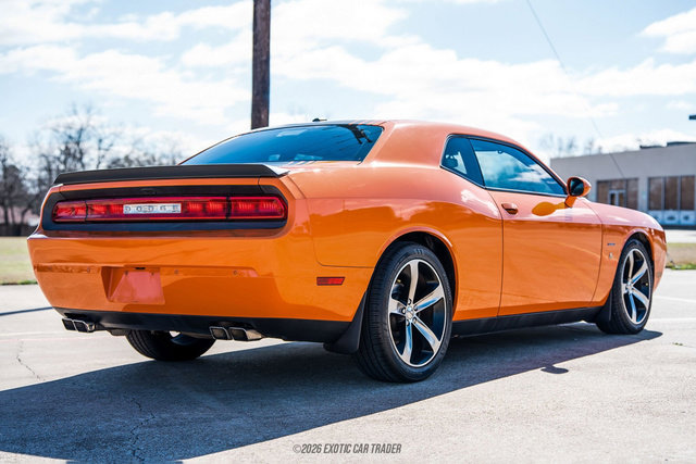 Used 2014 Dodge Challenger R/T image 8