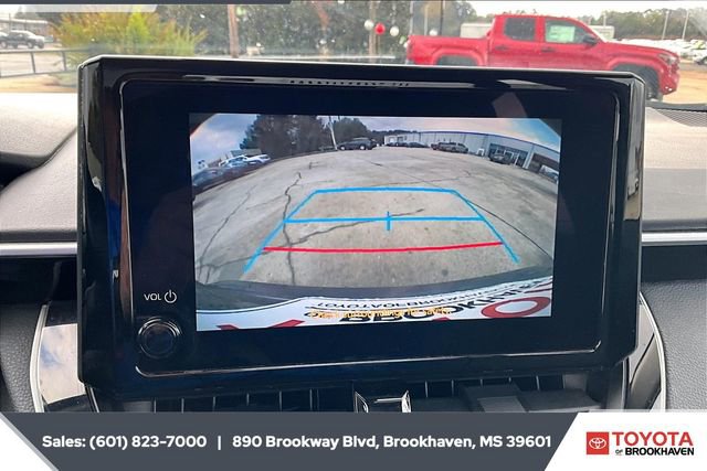 Used 2024 Toyota Corolla LE image 15