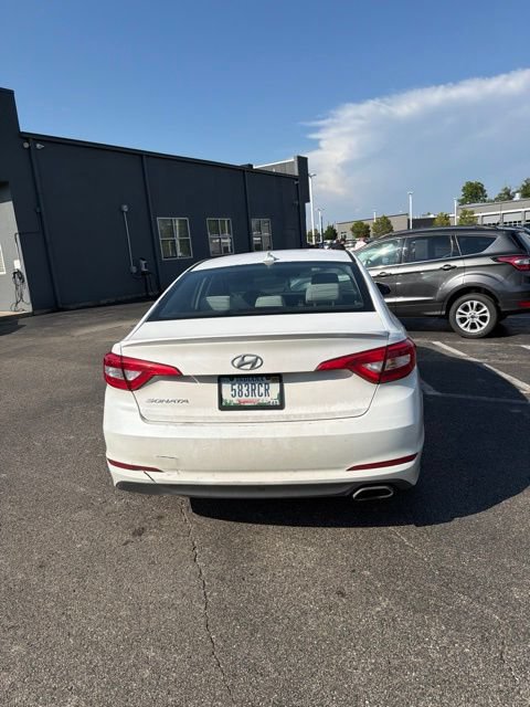 Used 2017 Hyundai Sonata SE FWD image 6