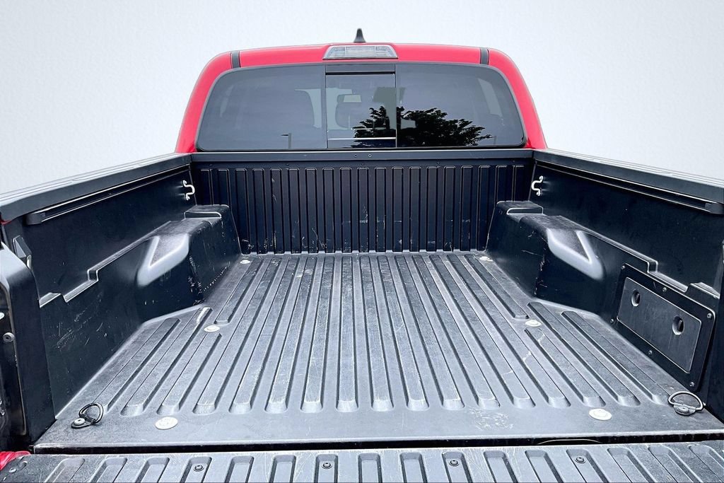 Used 2023 Toyota Tacoma SR5 w/ Technology Package AWD/4WD image 26